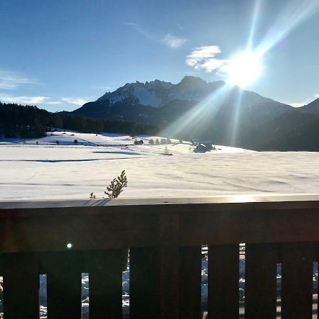 Mansarda Con Vista Sulle Dolomiti Villa Nova Ponente Luaran gambar