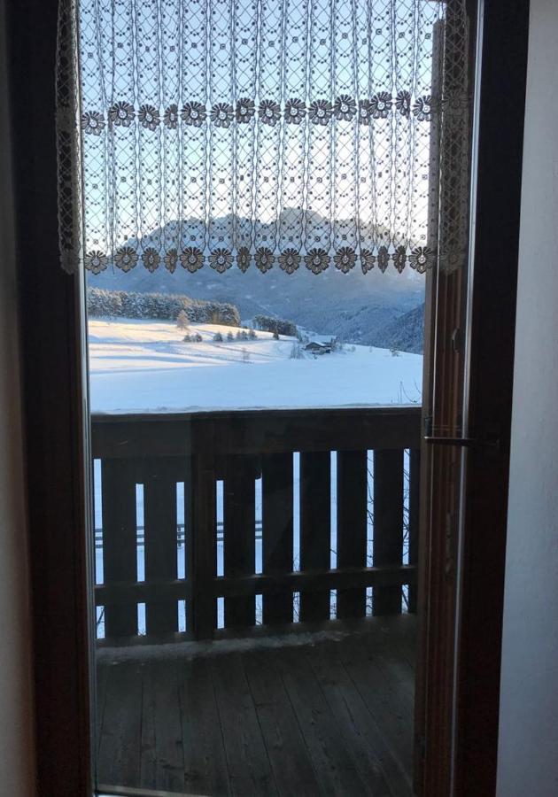Mansarda Con Vista Sulle Dolomiti Villa Nova Ponente Luaran gambar