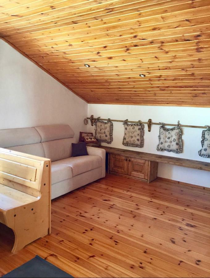 Mansarda Con Vista Sulle Dolomiti Villa Nova Ponente Luaran gambar